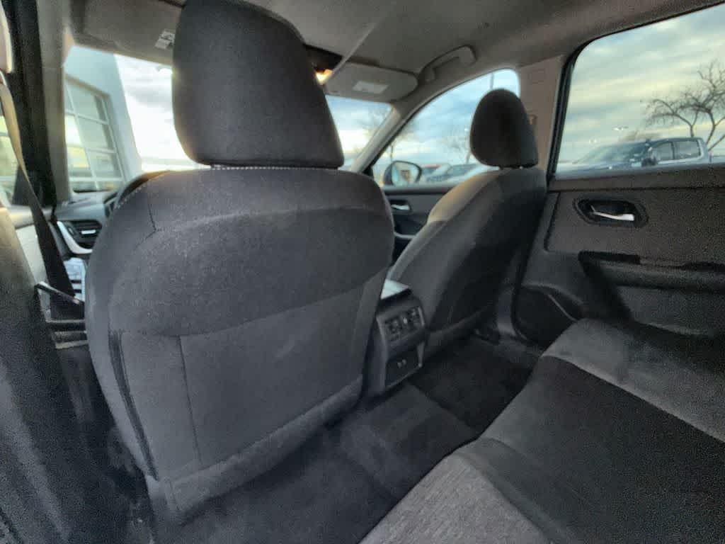 Thumbnail: 2023 Nissan Rogue - 12