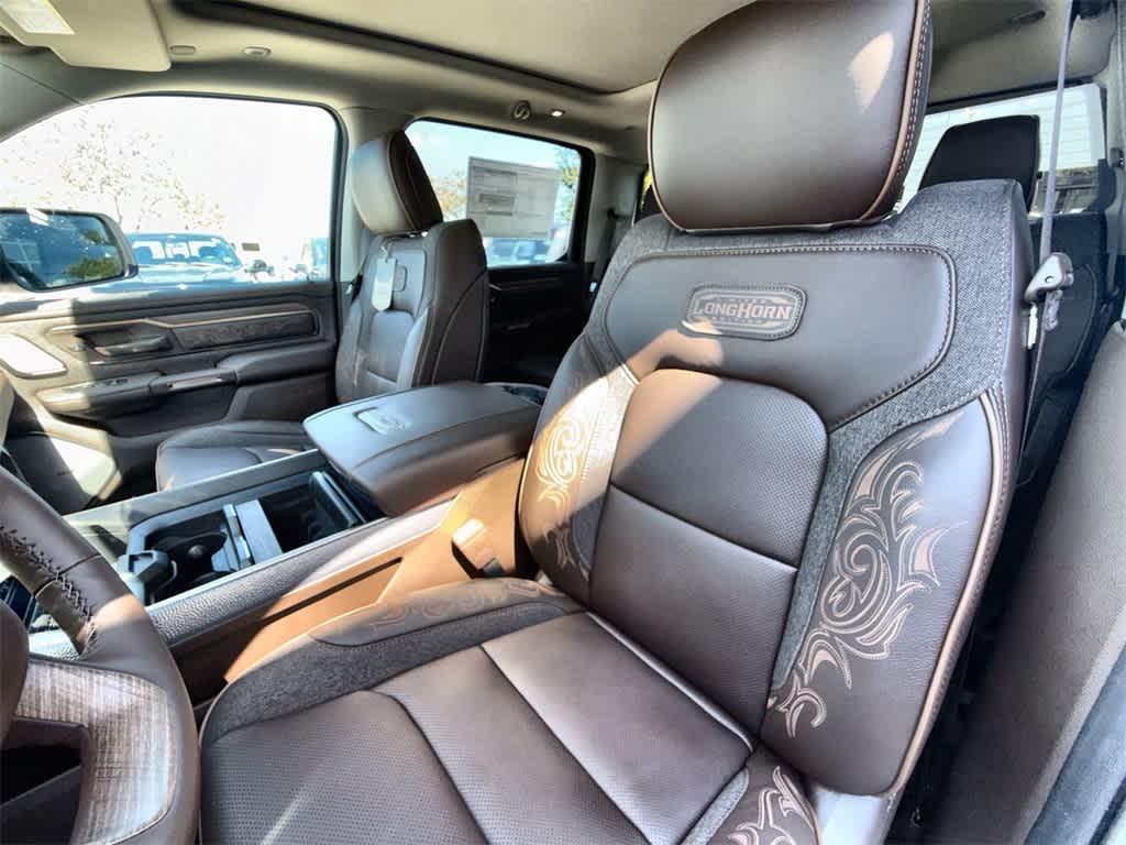 Thumbnail: 2026 RAM 1500 - 10