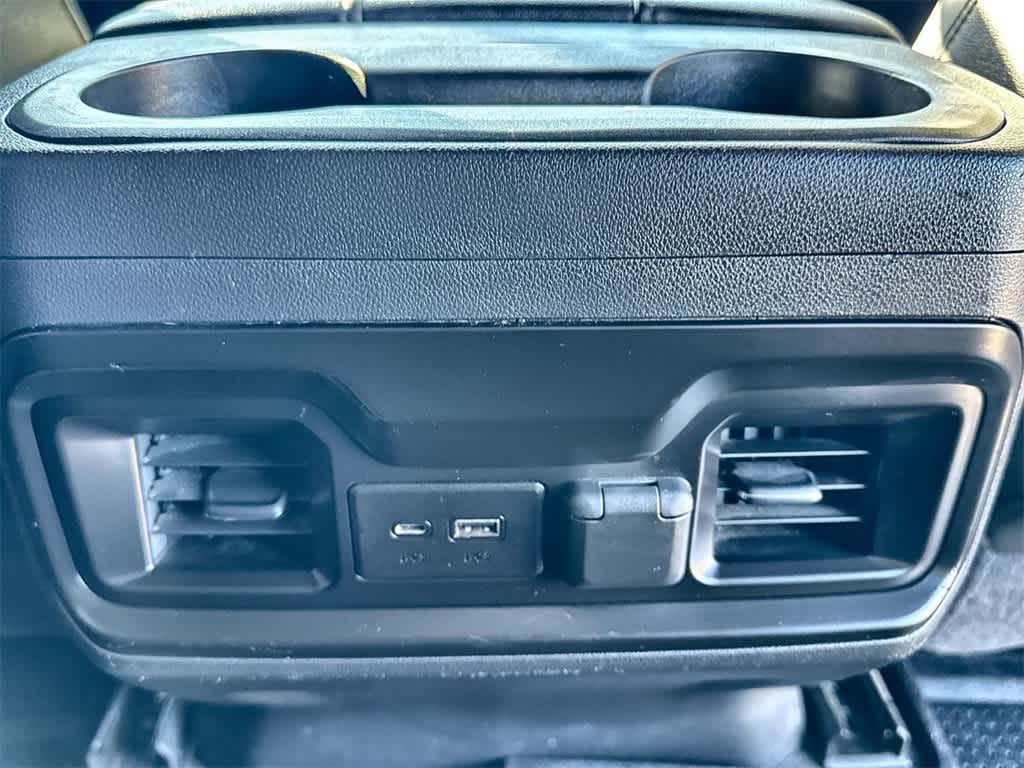 Thumbnail: 2019 Chevrolet Silverado 1500 - 21