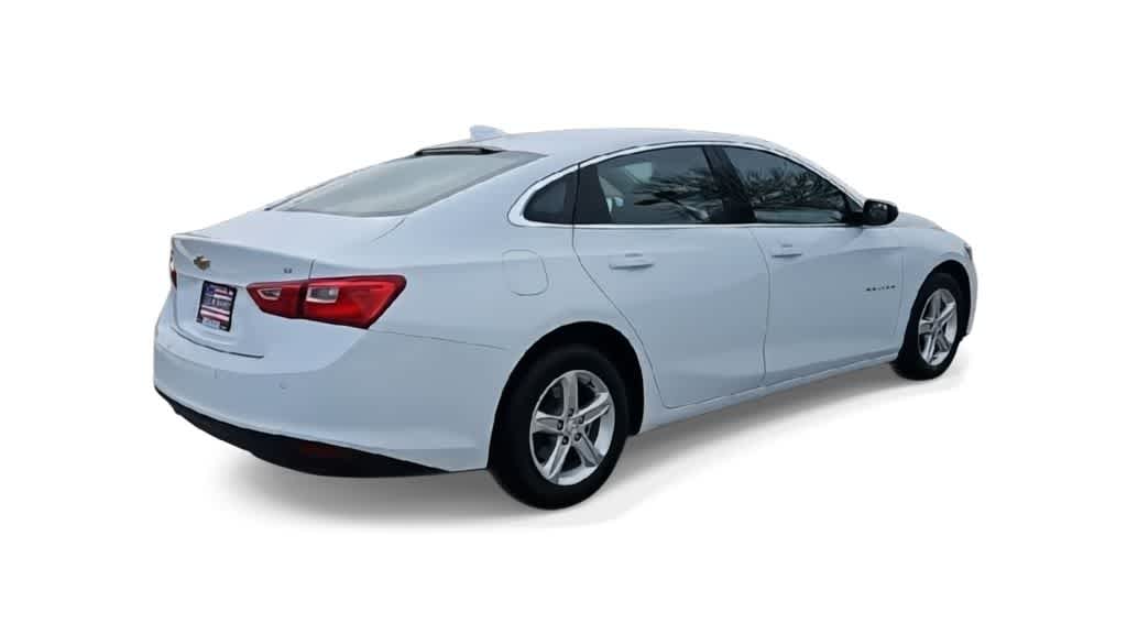 Thumbnail: 2024 Chevrolet Malibu - 8