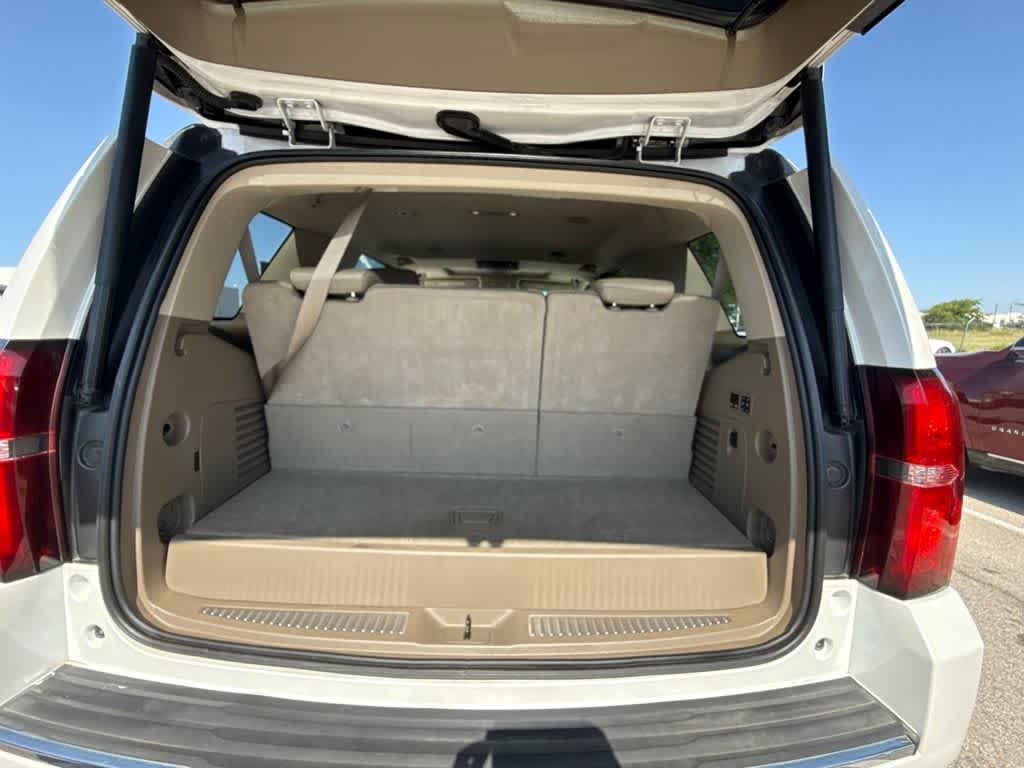 Thumbnail: 2016 Chevrolet Tahoe - 19