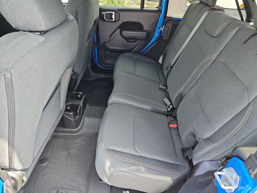 Thumbnail: 2025 Jeep Wrangler - 20