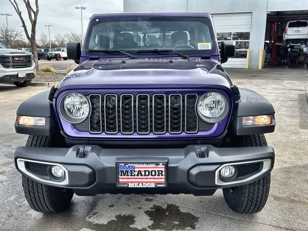 Thumbnail: 2026 Jeep Gladiator - 7