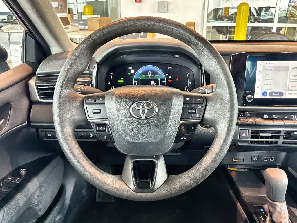 Thumbnail: 2025 Toyota Camry - 18