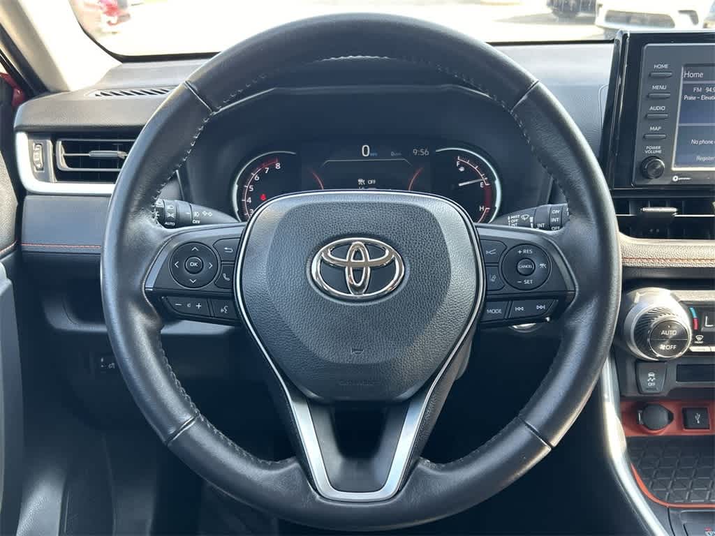 Thumbnail: 2022 Toyota RAV4 - 17