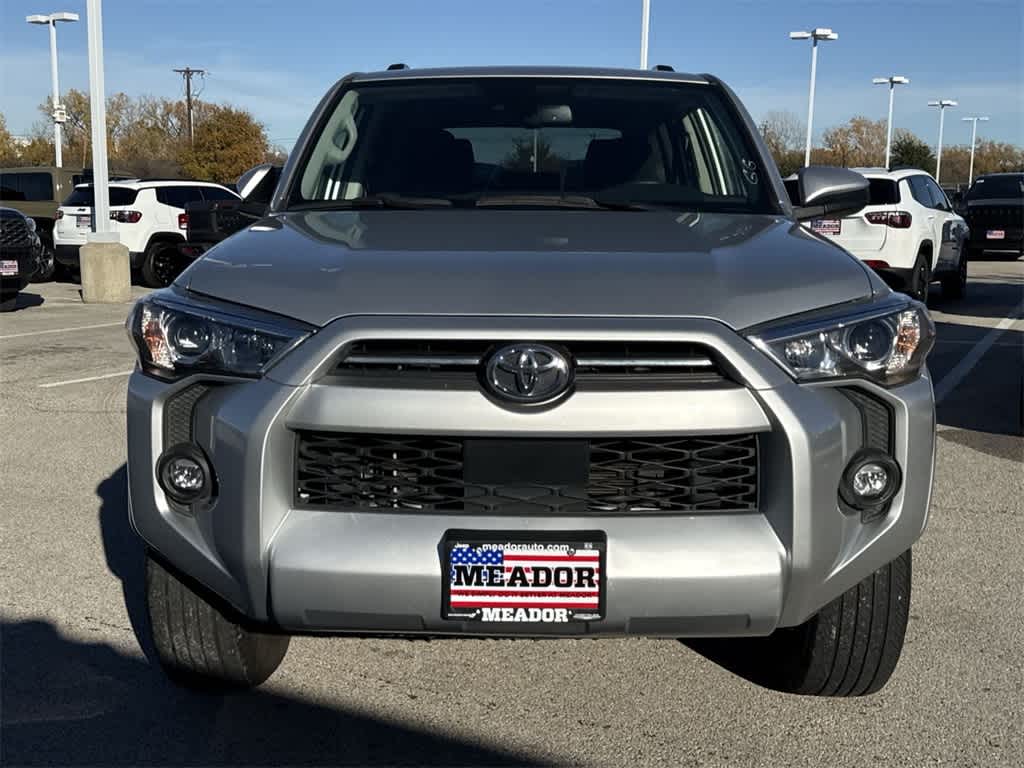 Thumbnail: 2022 Toyota 4Runner - 6