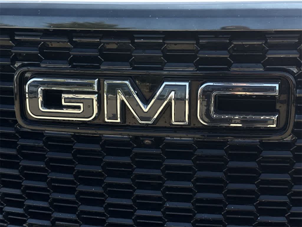 Thumbnail: 2023 GMC Yukon XL - 7