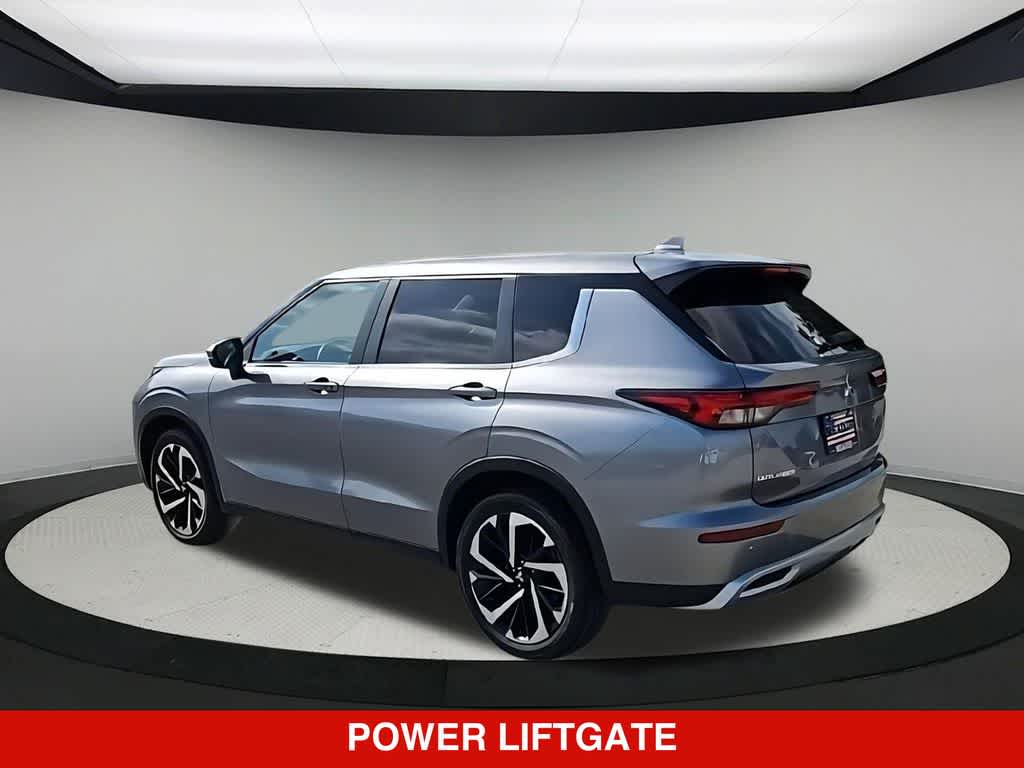 Thumbnail: 2024 Mitsubishi Outlander - 6