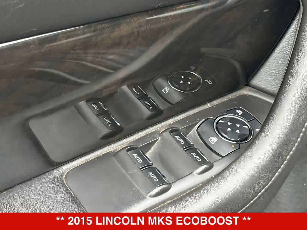 Thumbnail: 2015 Lincoln MKS - 23