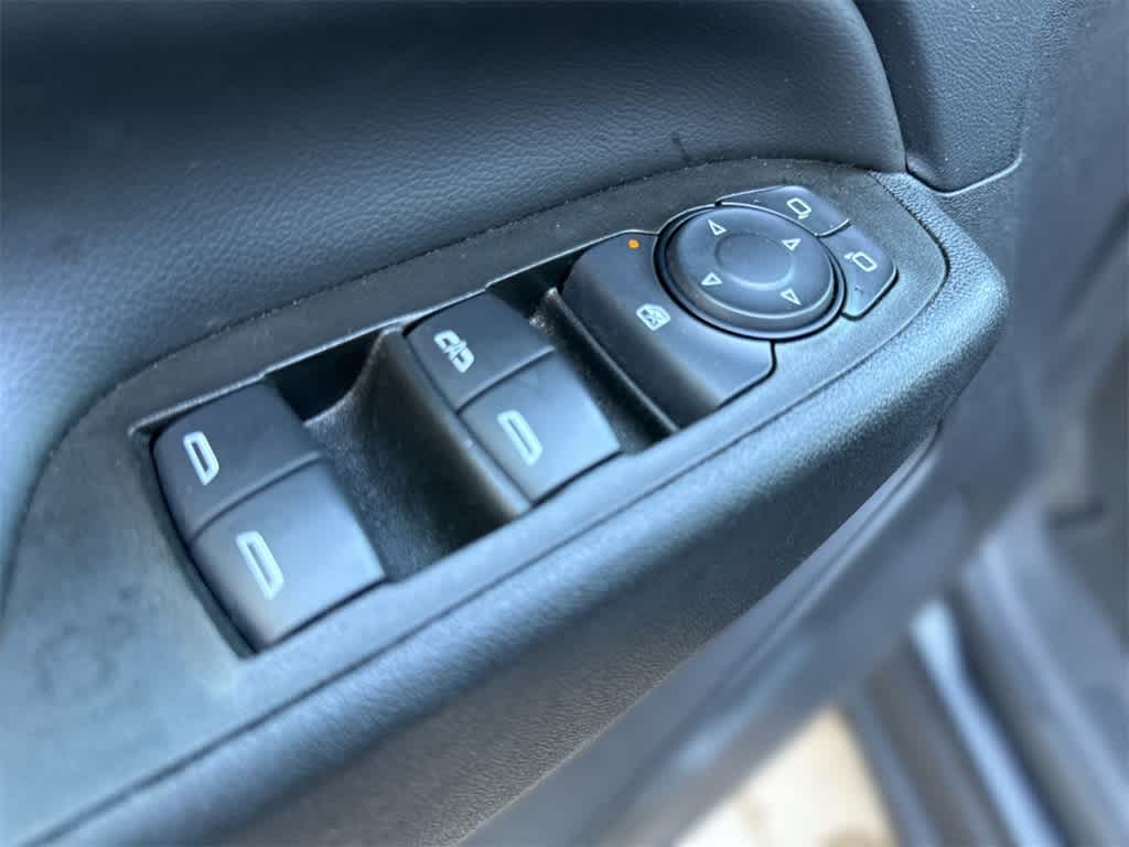 Thumbnail: 2023 Chevrolet Equinox - 24