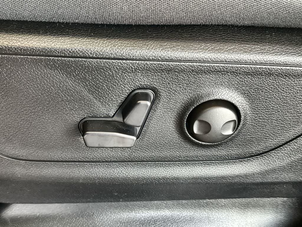 Thumbnail: 2026 RAM 1500 - 22