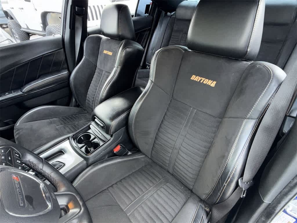 Thumbnail: 2018 Dodge Charger - 11