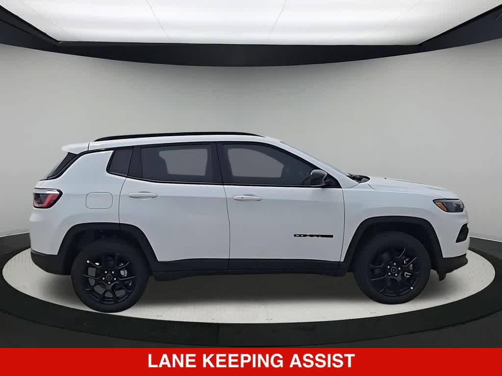 Thumbnail: 2026 Jeep Compass - 9