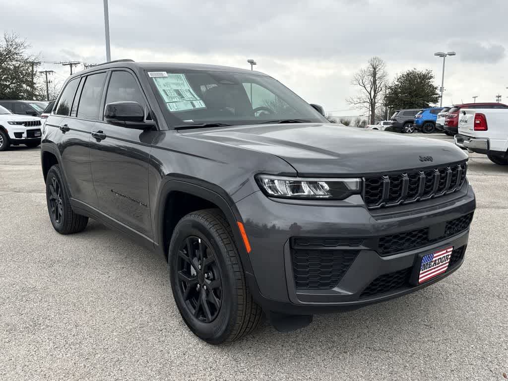 Thumbnail: 2026 Jeep Grand Cherokee - 6