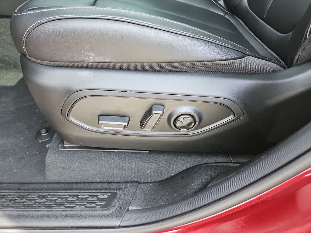 Thumbnail: 2026 Jeep Grand Cherokee - 18