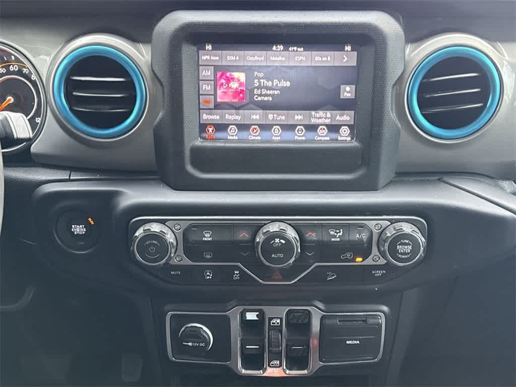 Thumbnail: 2019 Jeep Wrangler - 15