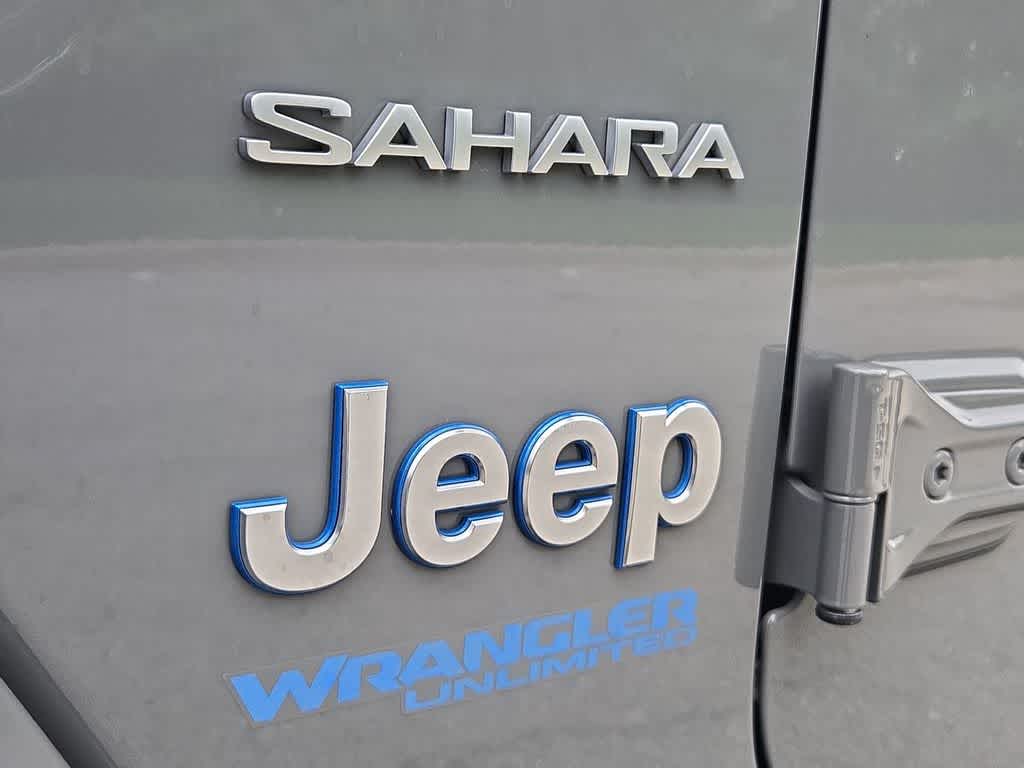 Thumbnail: 2022 Jeep Wrangler - 12