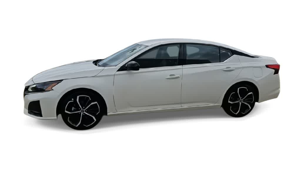 Thumbnail: 2024 Nissan Altima - 4