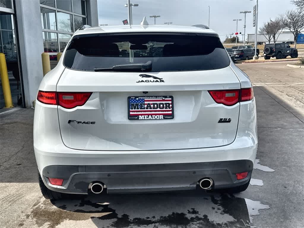 Thumbnail: 2017 Jaguar F-Pace - 5