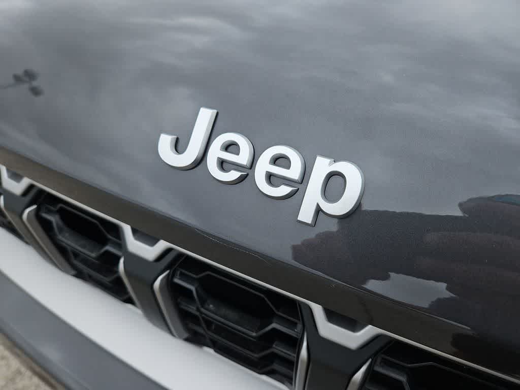 Thumbnail: 2026 Jeep Grand Cherokee L - 12