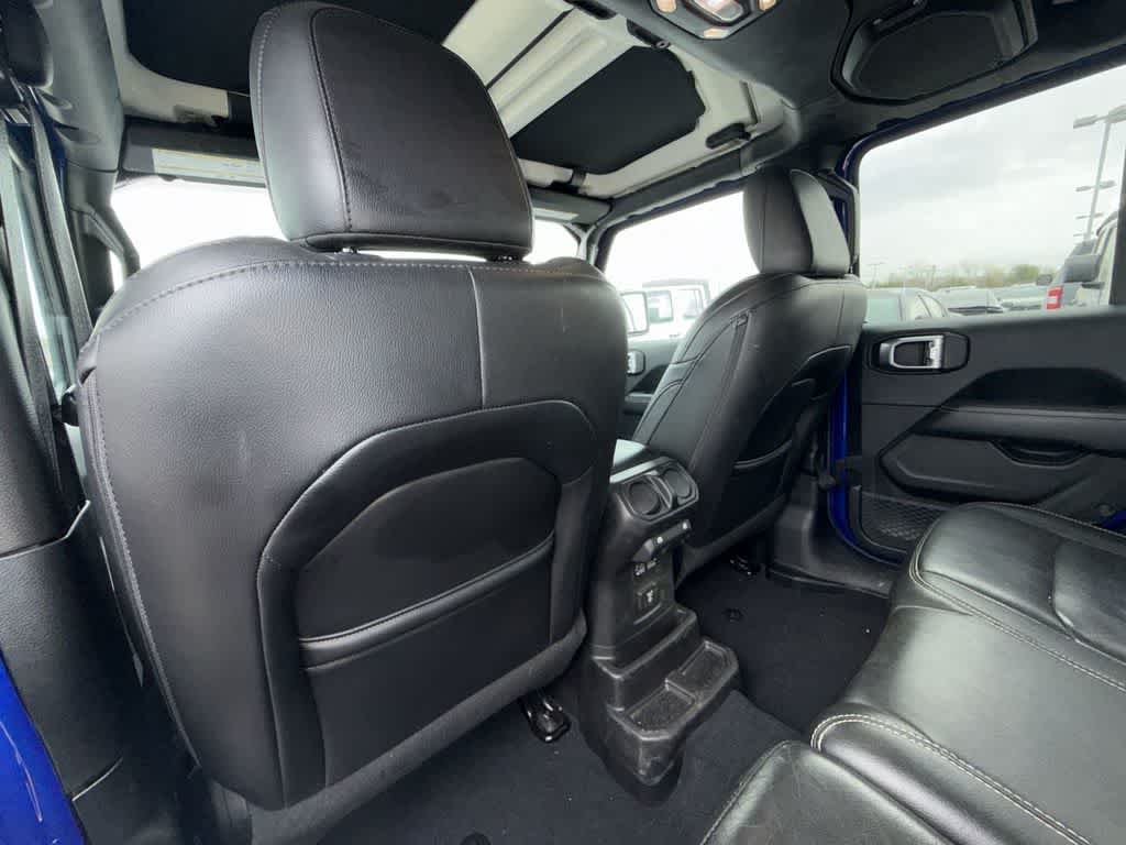 Thumbnail: 2019 Jeep Wrangler - 12