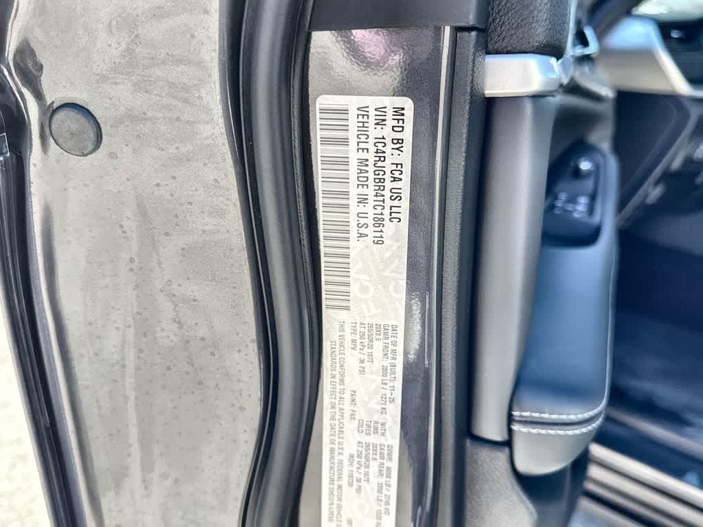 Thumbnail: 2026 Jeep Grand Cherokee - 26