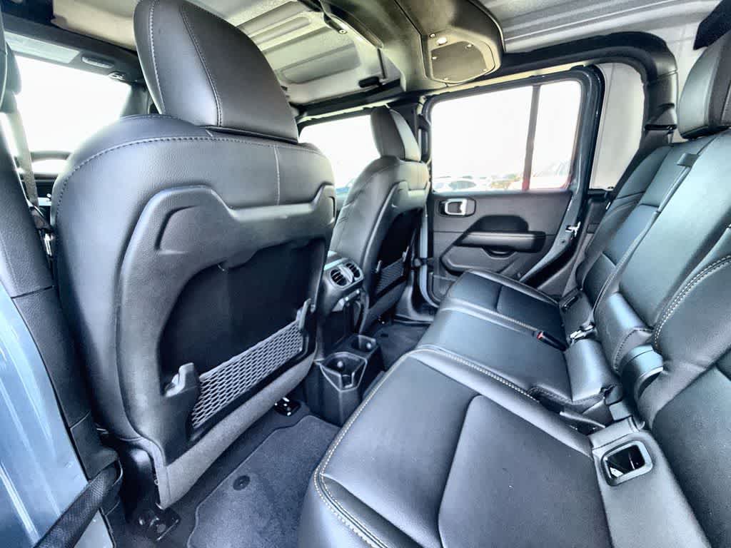 Thumbnail: 2026 Jeep Gladiator - 12