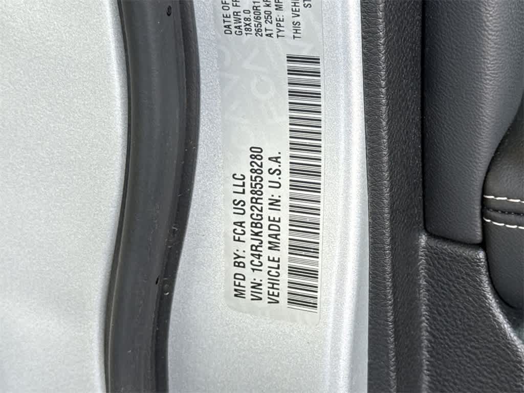 Thumbnail: 2024 Jeep Grand Cherokee L - 26