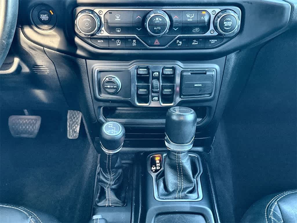 Thumbnail: 2021 Jeep Gladiator - 15