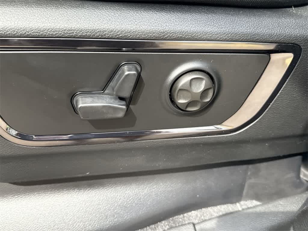 Thumbnail: 2026 RAM 1500 - 24