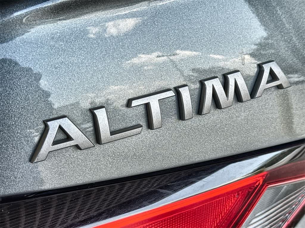 Thumbnail: 2023 Nissan Altima - 8