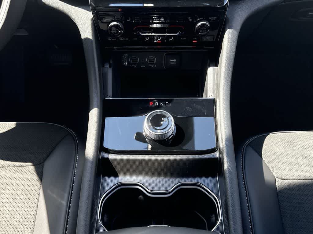 Thumbnail: 2025 Jeep Grand Cherokee L - 17