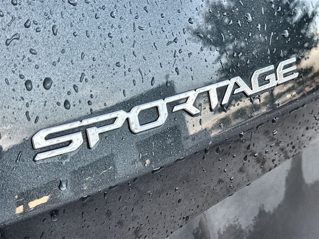 Thumbnail: 2023 Kia Sportage - 7