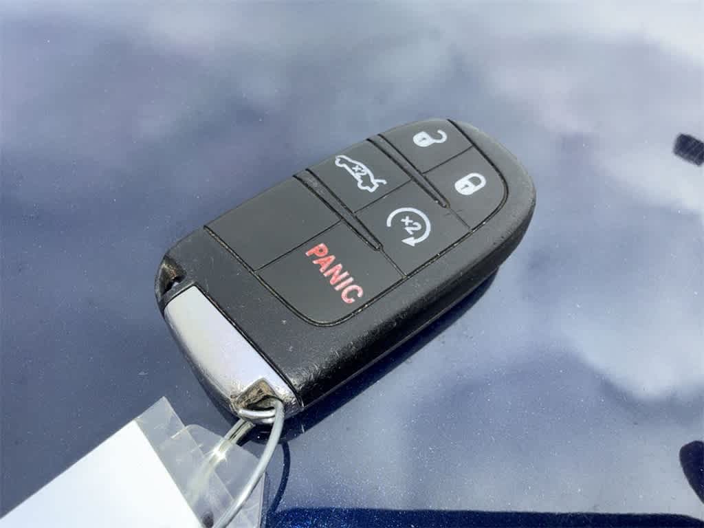 Thumbnail: 2017 Dodge Charger - 17