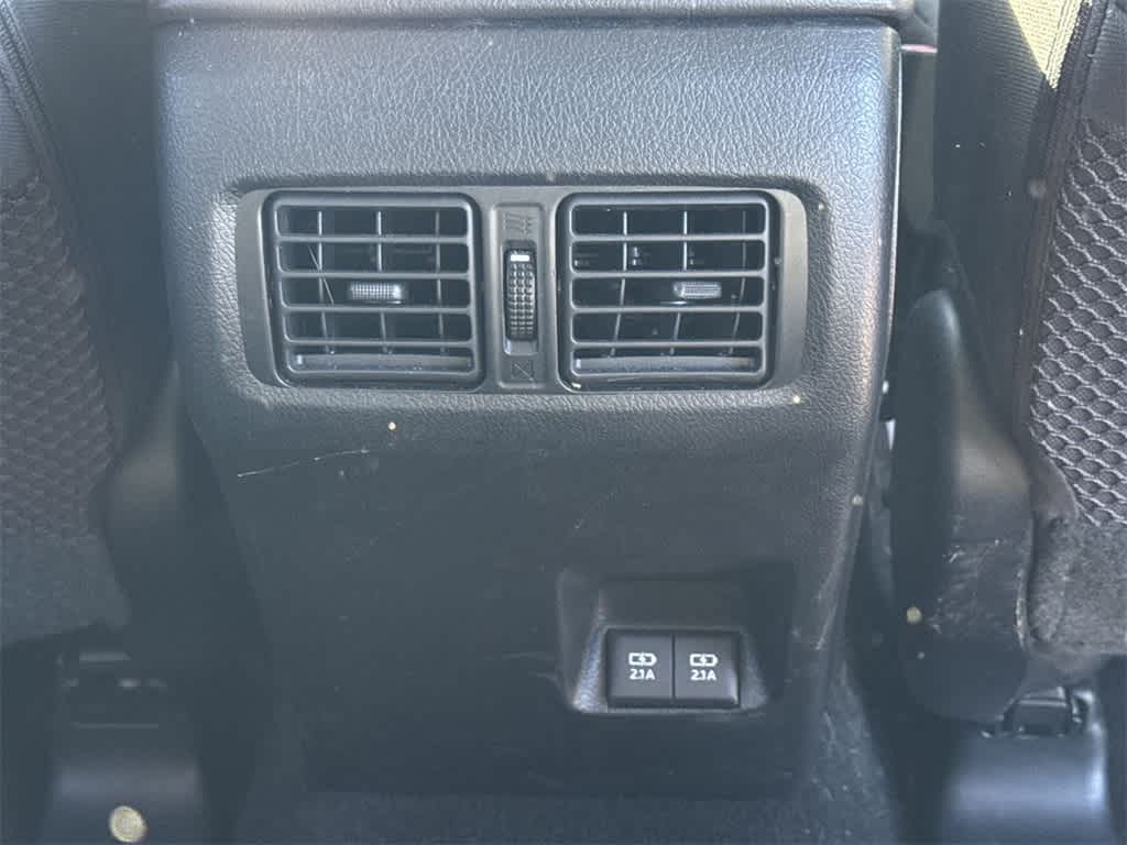 Thumbnail: 2022 Toyota 4Runner - 18