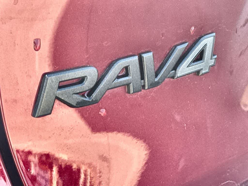 Thumbnail: 2024 Toyota RAV4 - 8