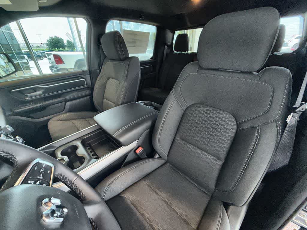 Thumbnail: 2026 RAM 1500 - 7