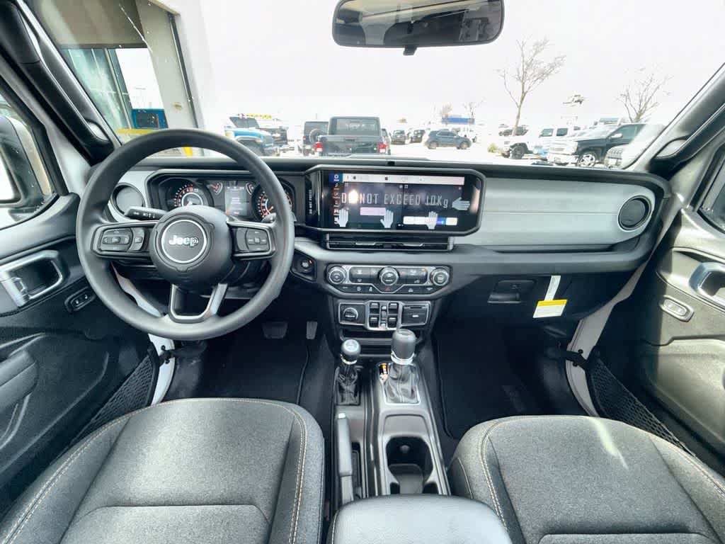 Thumbnail: 2026 Jeep Gladiator - 14