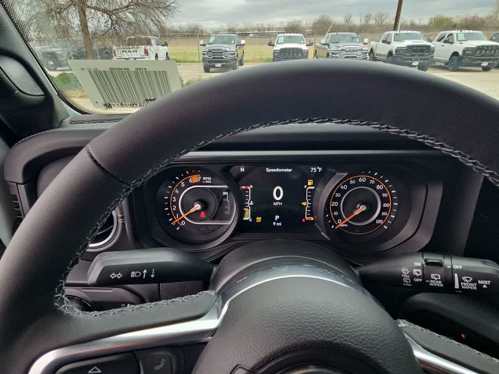 Thumbnail: 2026 Jeep Wrangler - 36