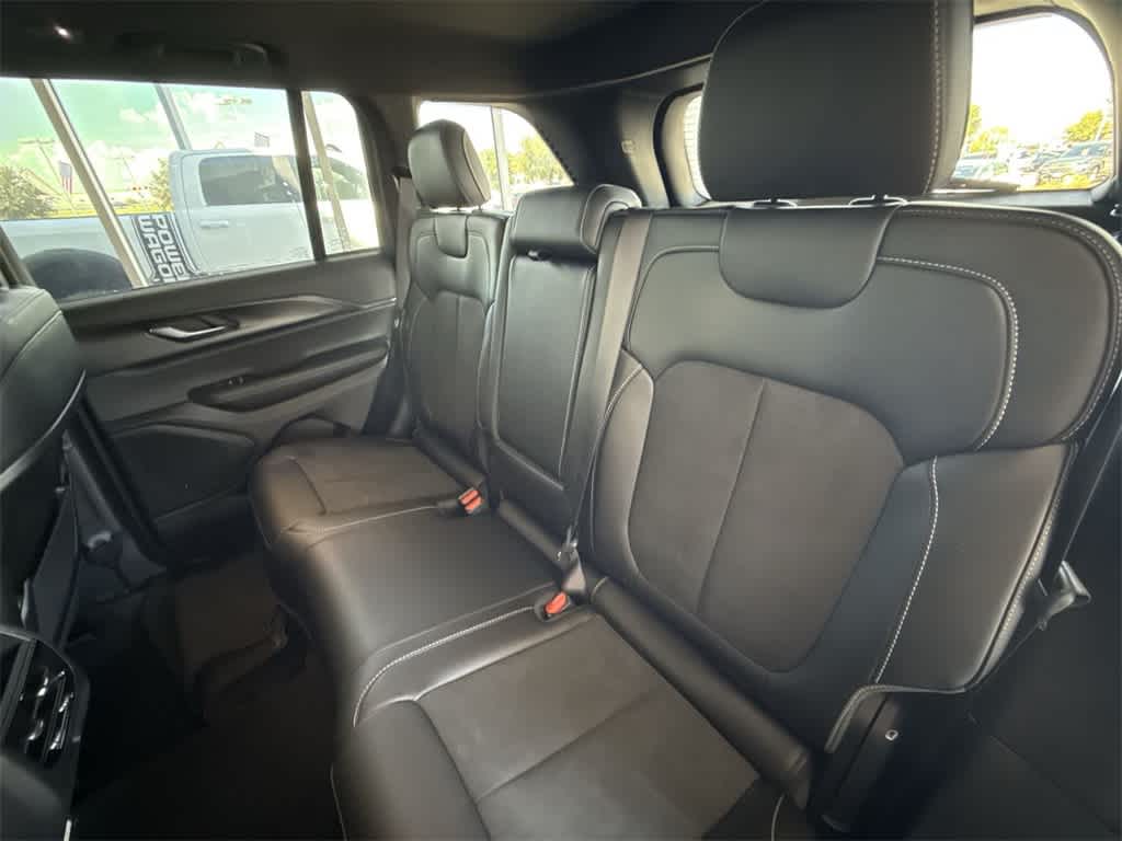 Thumbnail: 2025 Jeep Grand Cherokee - 12