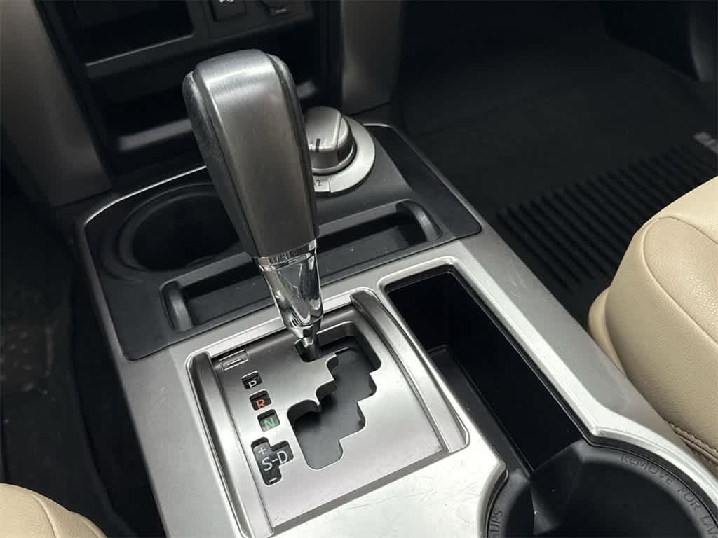 Thumbnail: 2021 Toyota 4Runner - 17