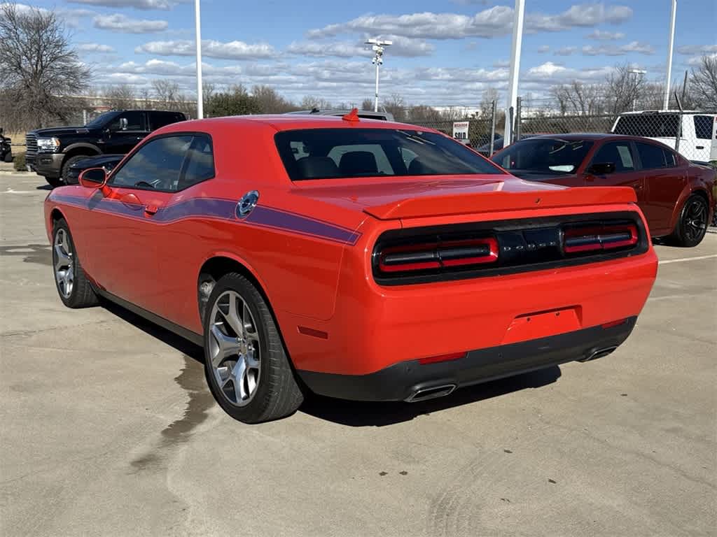 Thumbnail: 2016 Dodge Challenger - 4