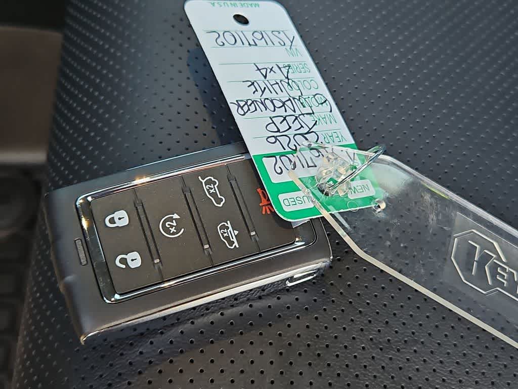 Thumbnail: 2026 Jeep Grand Wagoneer - 37