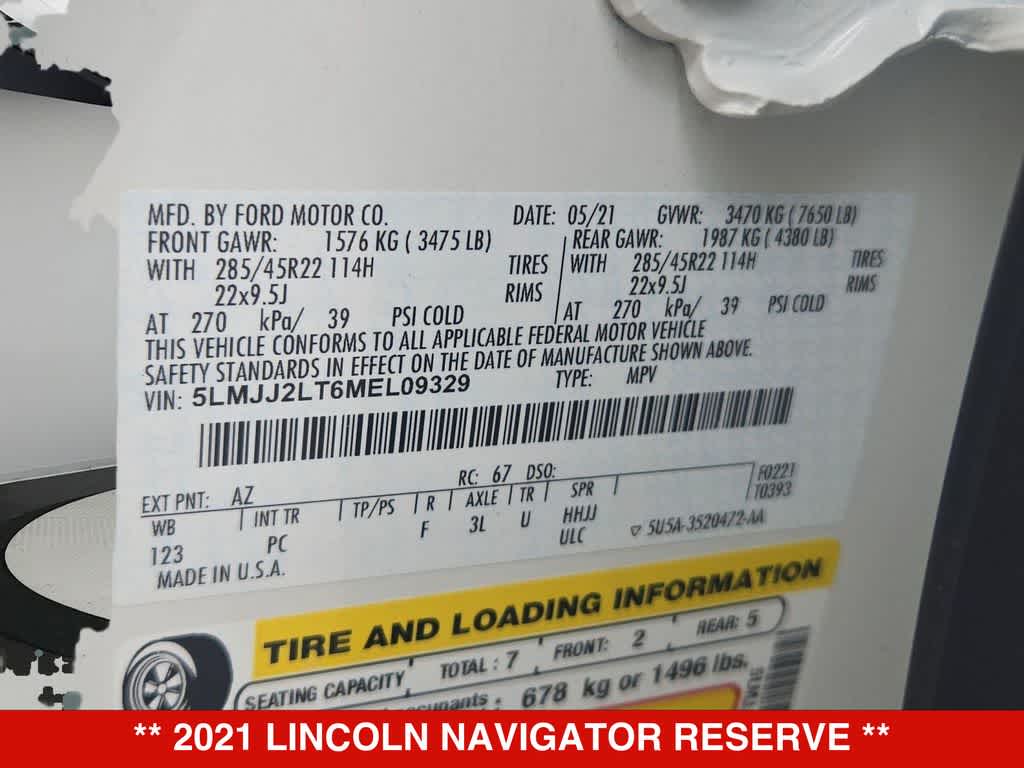 Thumbnail: 2021 Lincoln Navigator - 36