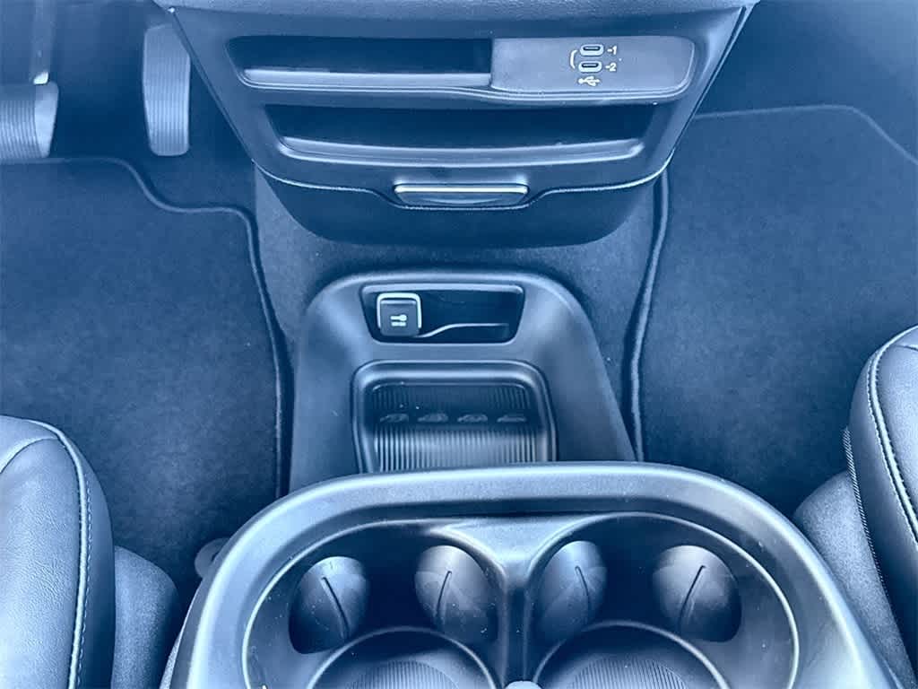 Thumbnail: 2026 Chrysler Pacifica - 19