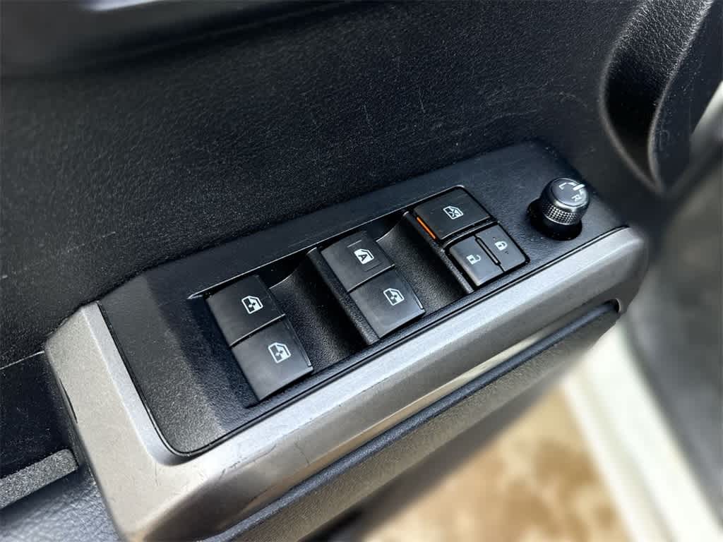 Thumbnail: 2022 Toyota Tacoma - 23