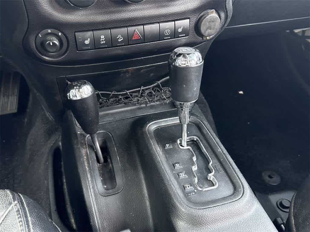 Thumbnail: 2018 Jeep Wrangler - 17