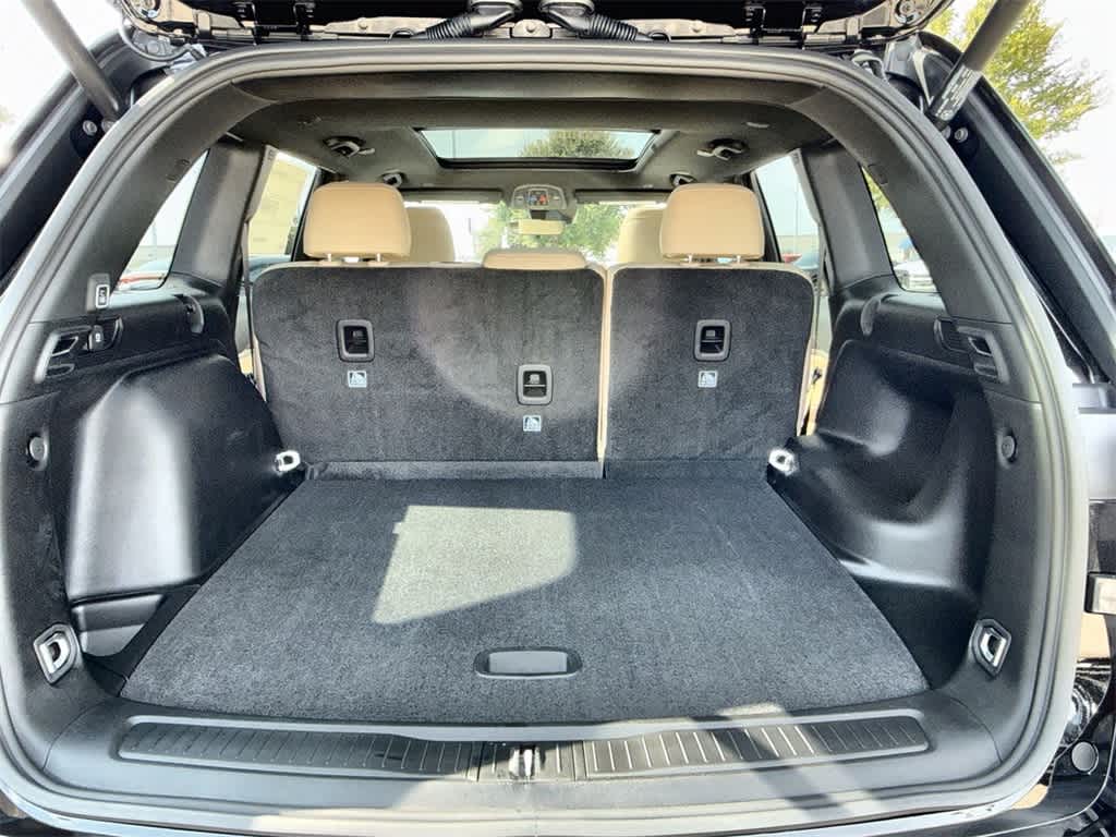 Thumbnail: 2025 Jeep Grand Cherokee - 21