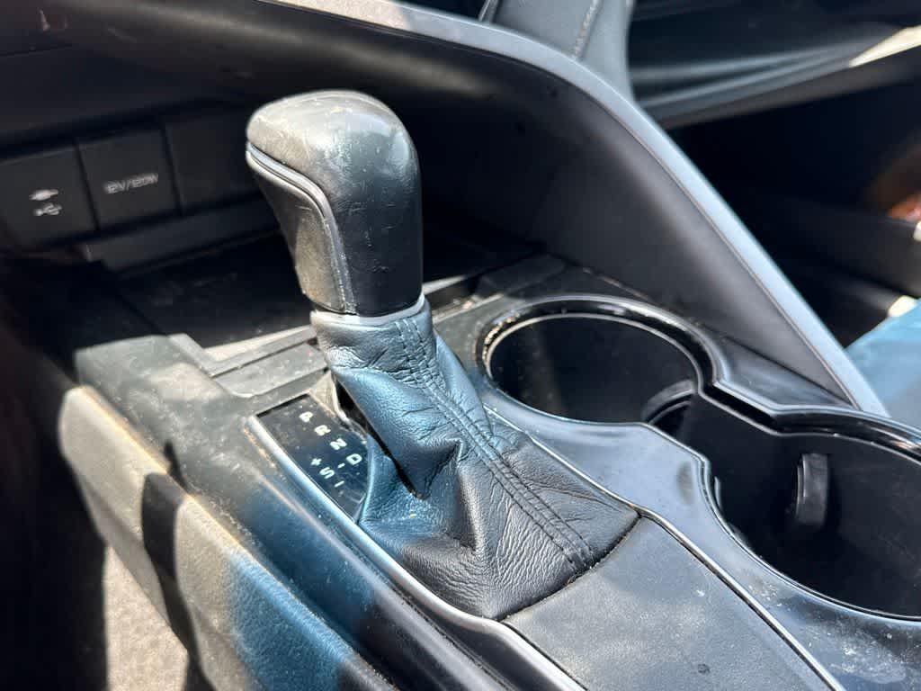 Thumbnail: 2019 Toyota Camry - 8