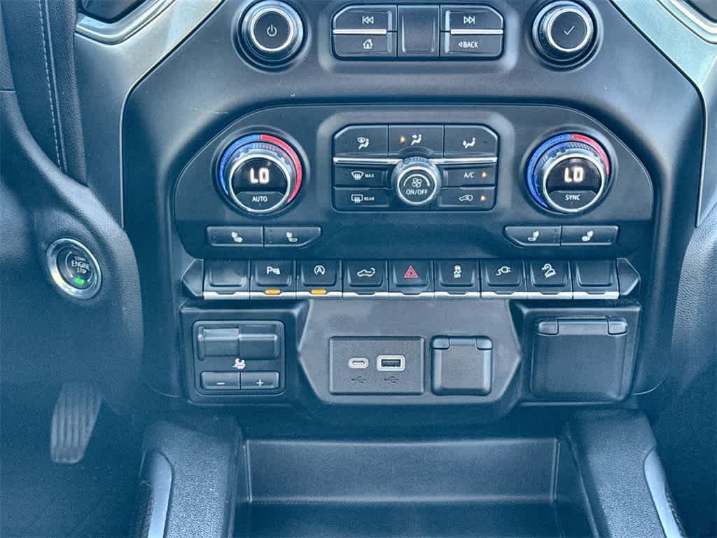 Thumbnail: 2019 Chevrolet Silverado 1500 - 17